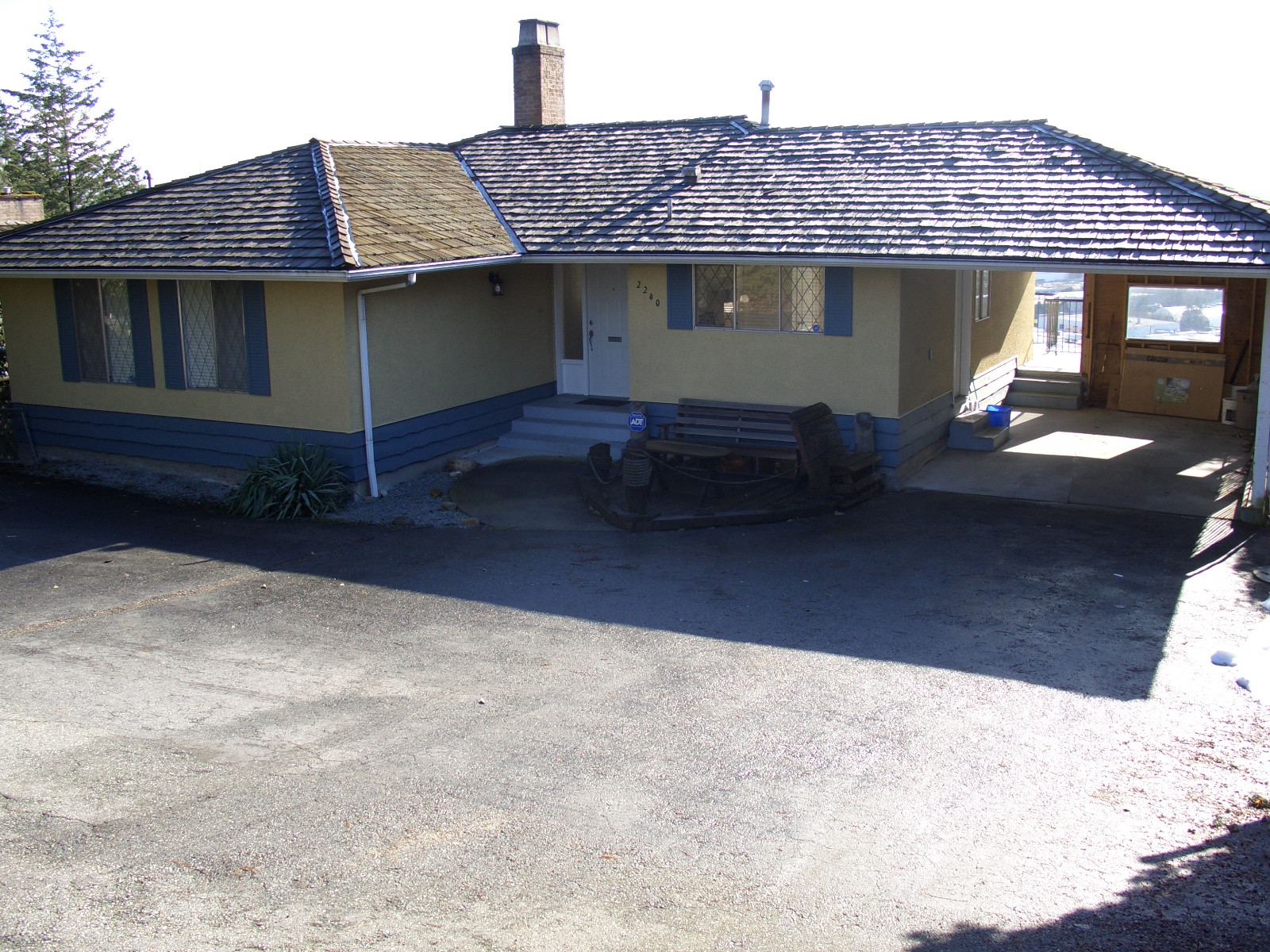 property full sized image is 400x320