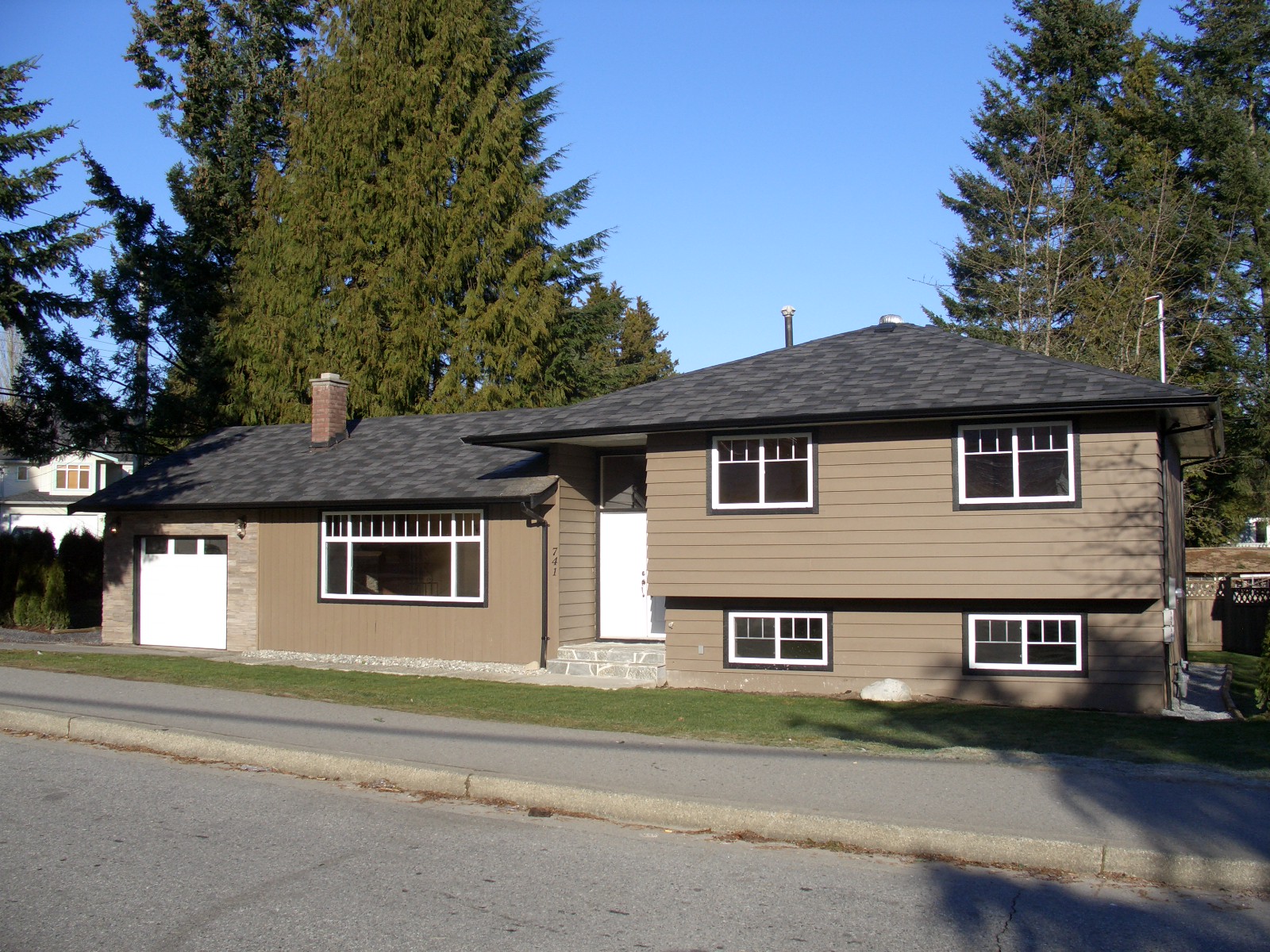 property full sized image is 400x320