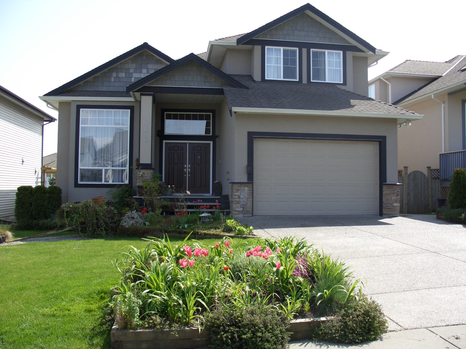property full sized image is 400x320